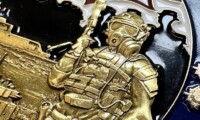 3D Challenge Coin with 3D die